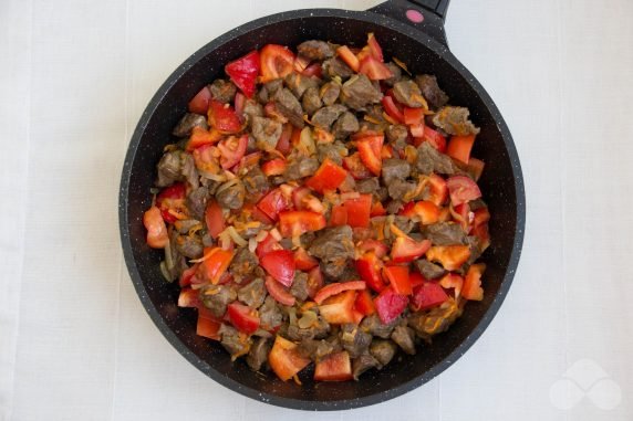 Lagman with beef and ready noodles: photo of recipe preparation, step 5 Lagman with beef and ready noodles: photo of recipe preparation, step 5