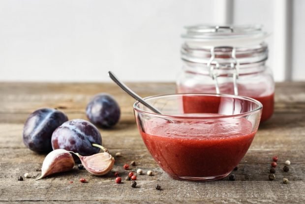 Plum tkemali with vinegar for winter – a simple and delicious recipe, how to cook step by step