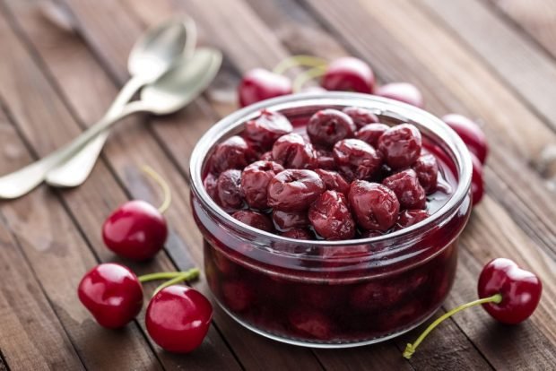 Thick cherry jam with whole berries and seeds – a simple and delicious recipe, how to cook step by step