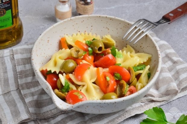 Salad with pasta, vegetables and olives – a simple and delicious recipe with photos (step-by-step)