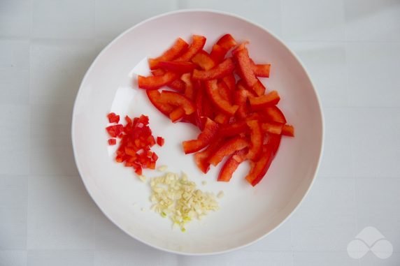 Pickled pepper salad with arugula: photo of recipe preparation, step 1