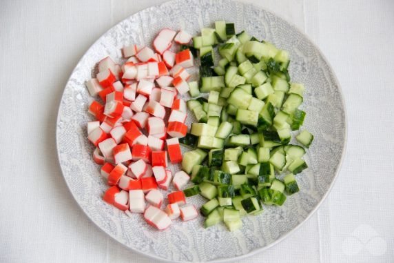 Salad with crab sticks and Peking cabbage: photo of recipe preparation, step 1