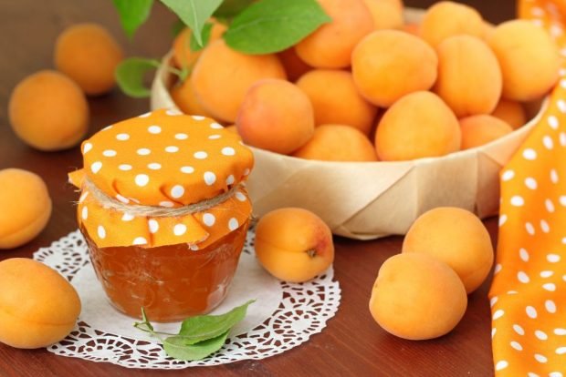 Apricot jam with agar-agar is a simple and delicious recipe, how to cook step by step