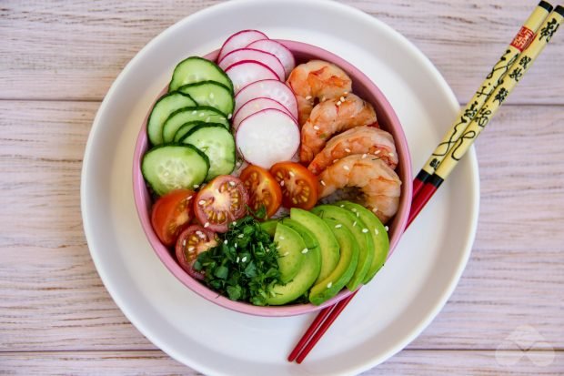 Poke with shrimp and avocado – a simple and delicious recipe with photos (step by step)