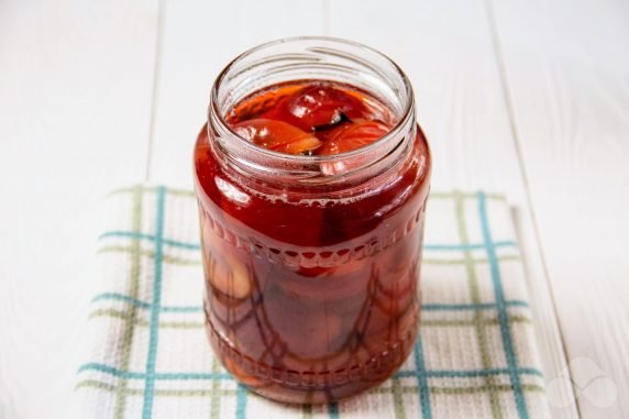 Pitted plum compote: photo of recipe preparation, step 4