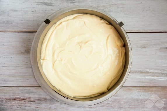 Mascarpone and cream cheesecake: photo of recipe preparation, step 4